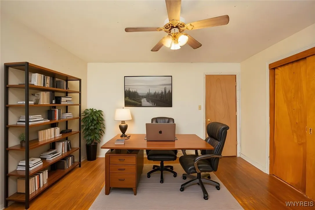 1962 Falls Street, Niagara Falls, New York 14303, Niagara Falls, New York 14303, 3 Bedrooms Bedrooms, 6 Rooms Rooms,1 BathroomBathrooms,Residential,For Sale,1962 Falls Street, Niagara Falls, New York 14303,B1623816