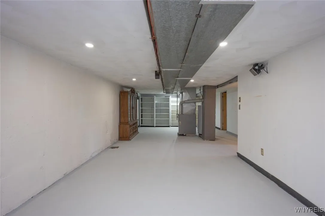1962 Falls Street, Niagara Falls, New York 14303, Niagara Falls, New York 14303, 3 Bedrooms Bedrooms, 6 Rooms Rooms,1 BathroomBathrooms,Residential,For Sale,1962 Falls Street, Niagara Falls, New York 14303,B1623816