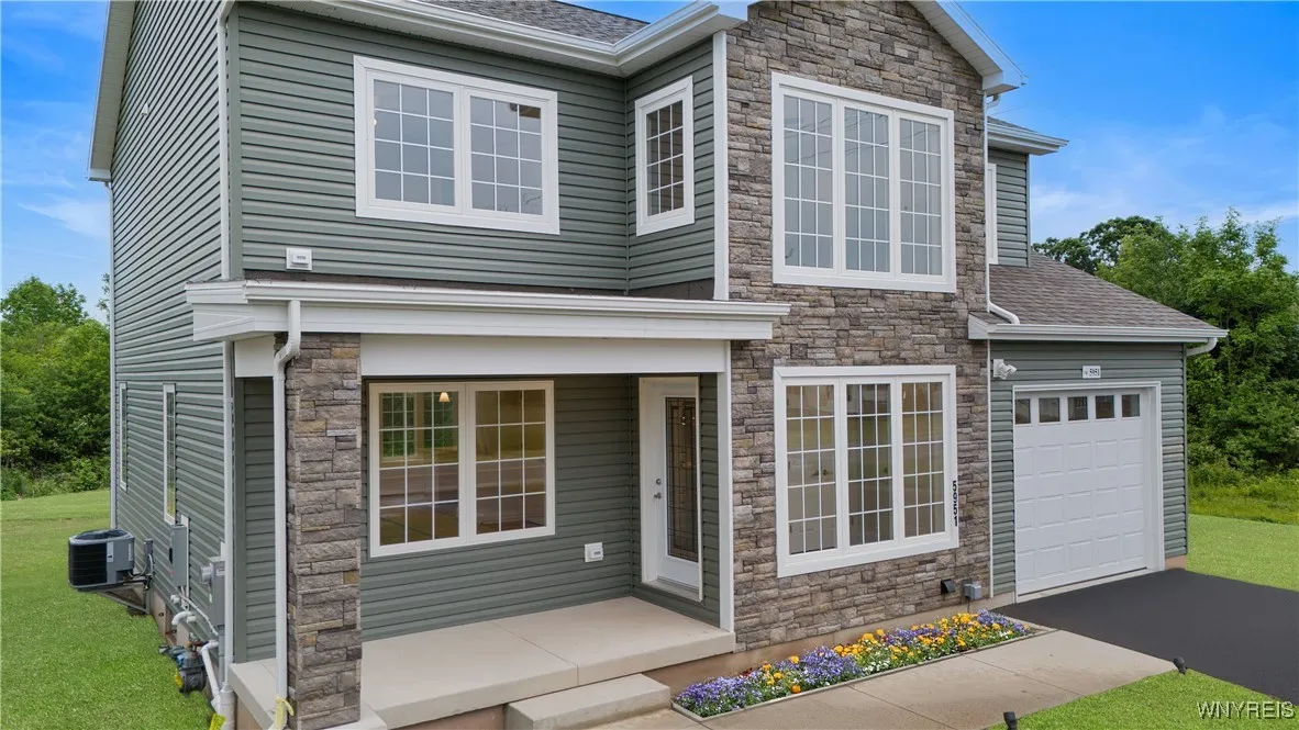 5951 Miller Road, Lewiston, New York 14304, Lewiston, New York 14304, 4 Bedrooms Bedrooms, 6 Rooms Rooms,2 BathroomsBathrooms,Residential,For Sale,5951 Miller Road, Lewiston, New York 14304,B1624247