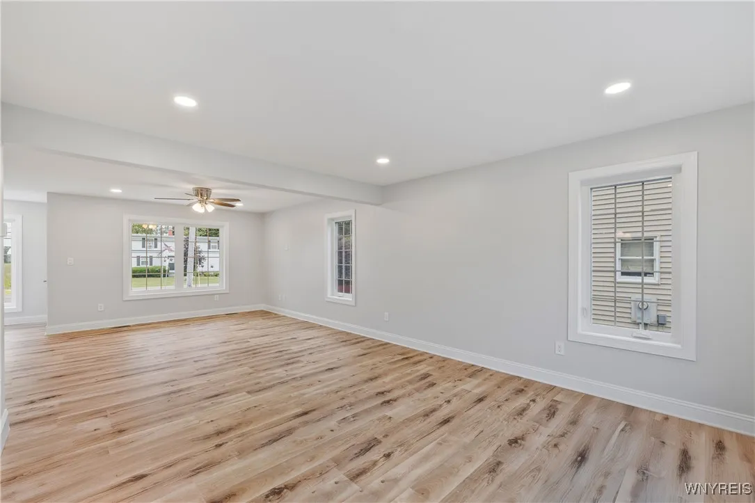 5951 Miller Road, Lewiston, New York 14304, Lewiston, New York 14304, 4 Bedrooms Bedrooms, 6 Rooms Rooms,2 BathroomsBathrooms,Residential,For Sale,5951 Miller Road, Lewiston, New York 14304,B1624247