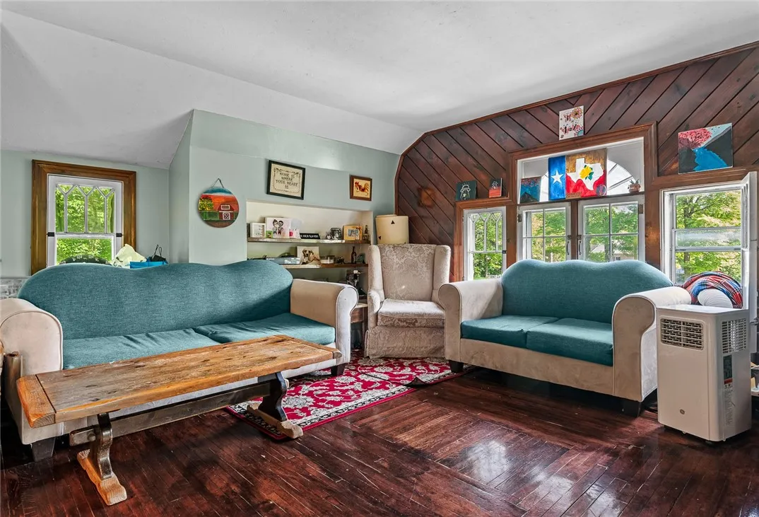 3 Prospect Street, Stamford, New York 12167, Stamford, New York 12167, 4 Bedrooms Bedrooms, ,Multi Family,For Sale,3 Prospect Street, Stamford, New York 12167,R1624379