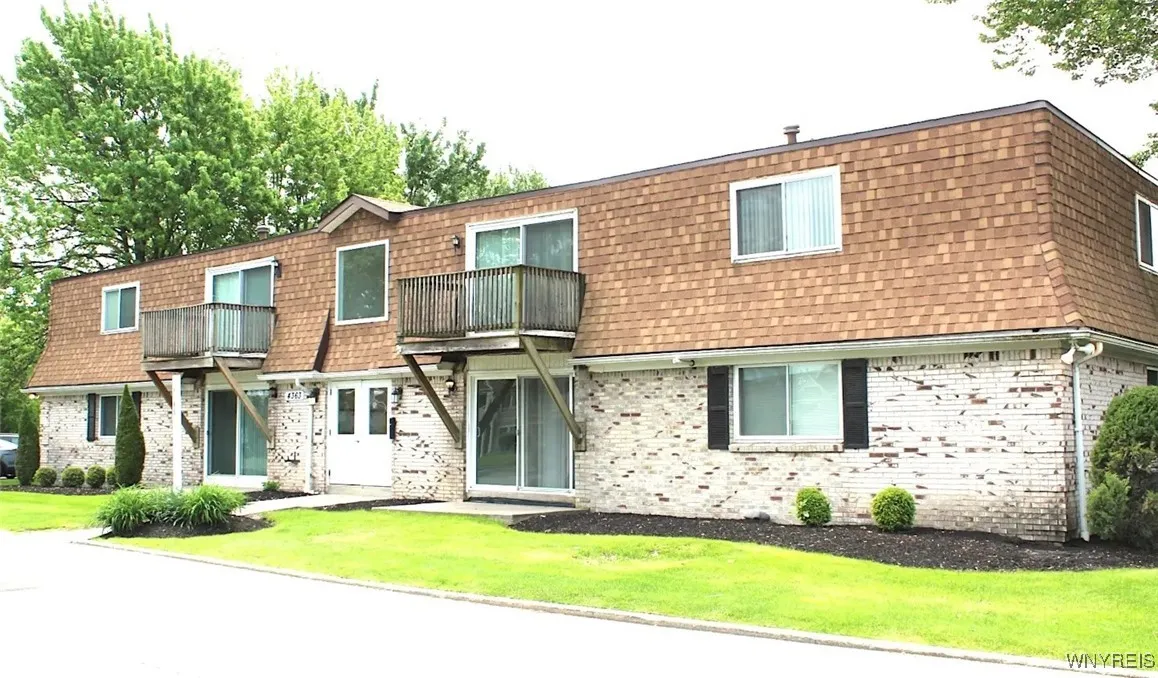 4363 Chestnut Ridge Road, Amherst, New York 14228, Amherst, New York 14228, 2 Bedrooms Bedrooms, 5 Rooms Rooms,1 BathroomBathrooms,Residential Lease,For Rent,4363 Chestnut Ridge Road, Amherst, New York 14228,B1624383