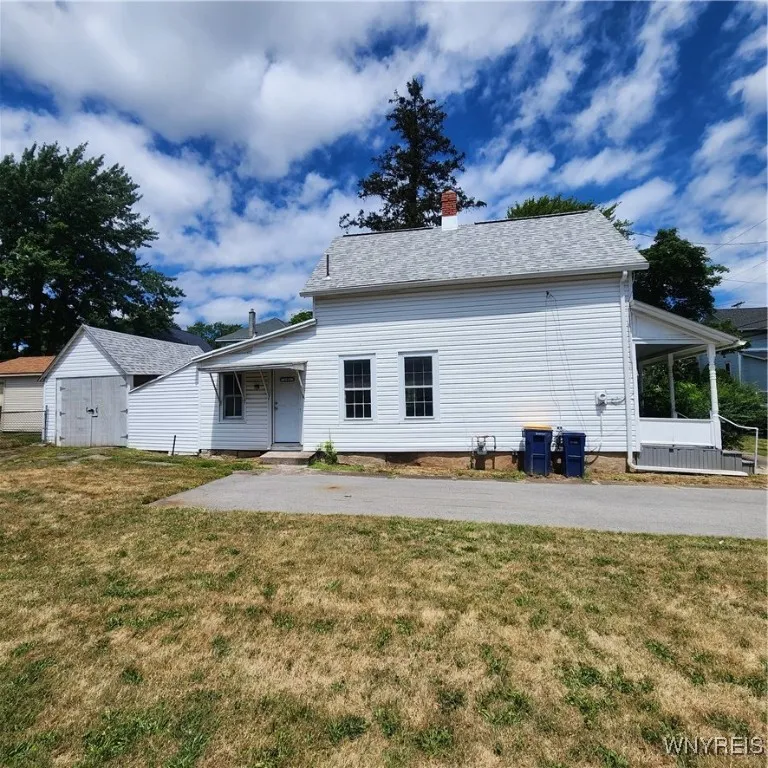 192 Cottage Street, Lockport City, New York 14094, Lockport City, New York 14094, 2 Bedrooms Bedrooms, 6 Rooms Rooms,1 BathroomBathrooms,Residential,For Sale,192 Cottage Street, Lockport City, New York 14094,B1624384