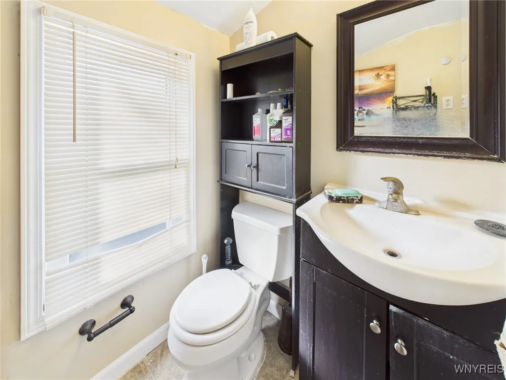 432 Rosedale Boulevard, Amherst, New York 14226, Amherst, New York 14226, 3 Bedrooms Bedrooms, 10 Rooms Rooms,2 BathroomsBathrooms,Residential,For Sale,432 Rosedale Boulevard, Amherst, New York 14226,B1624044