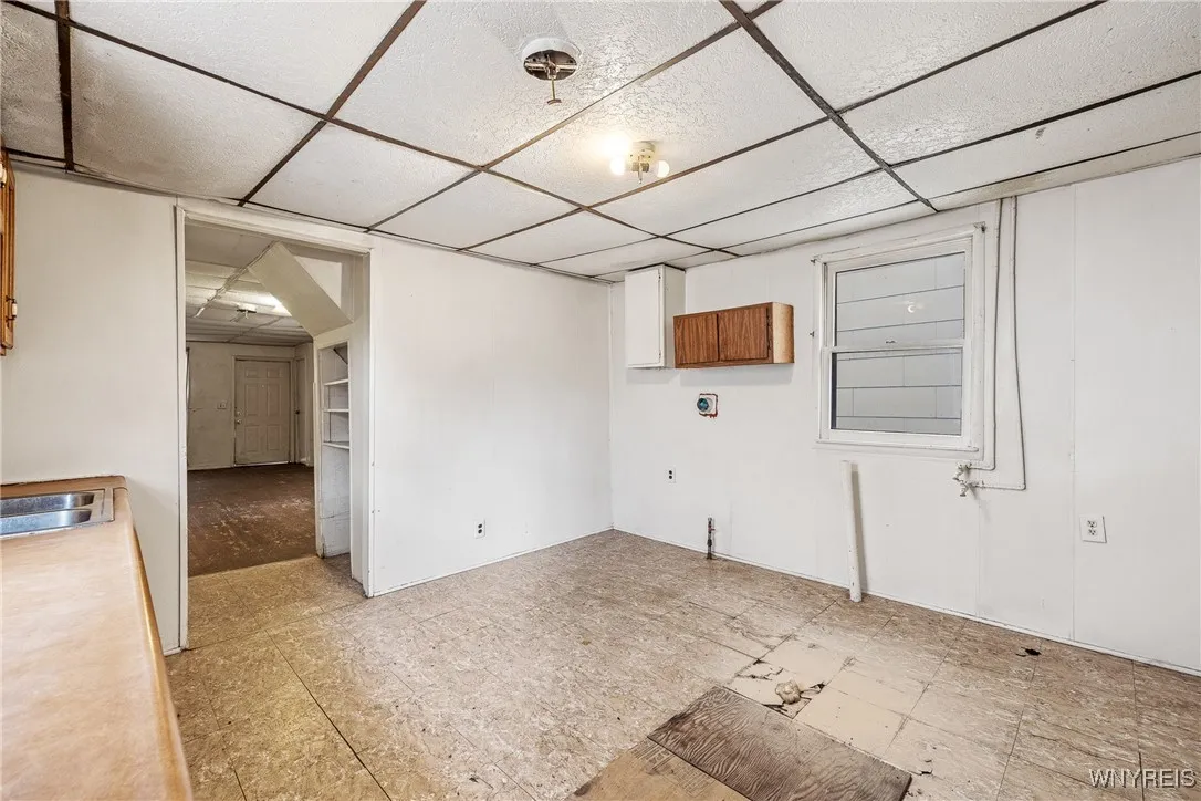 94 Hertel Avenue, Buffalo, New York 14207, Buffalo, New York 14207, 3 Bedrooms Bedrooms, ,2 BathroomsBathrooms,Residential,For Sale,94 Hertel Avenue, Buffalo, New York 14207,B1624273