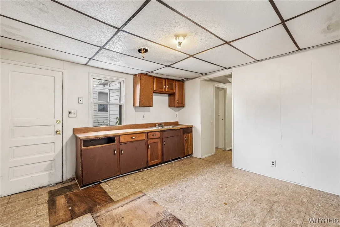 94 Hertel Avenue, Buffalo, New York 14207, Buffalo, New York 14207, 3 Bedrooms Bedrooms, ,2 BathroomsBathrooms,Residential,For Sale,94 Hertel Avenue, Buffalo, New York 14207,B1624273