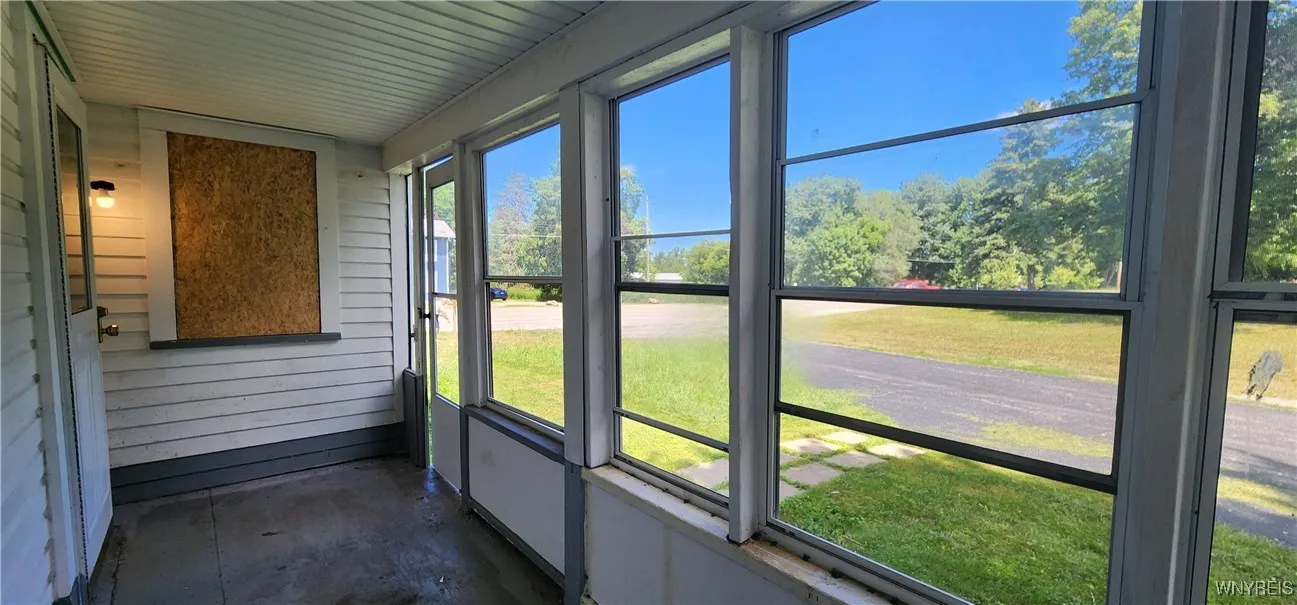 5374 Ridge Road, Lockport Town, New York 14094, Lockport Town, New York 14094, 3 Bedrooms Bedrooms, 8 Rooms Rooms,2 BathroomsBathrooms,Residential,For Sale,5374 Ridge Road, Lockport Town, New York 14094,B1623967