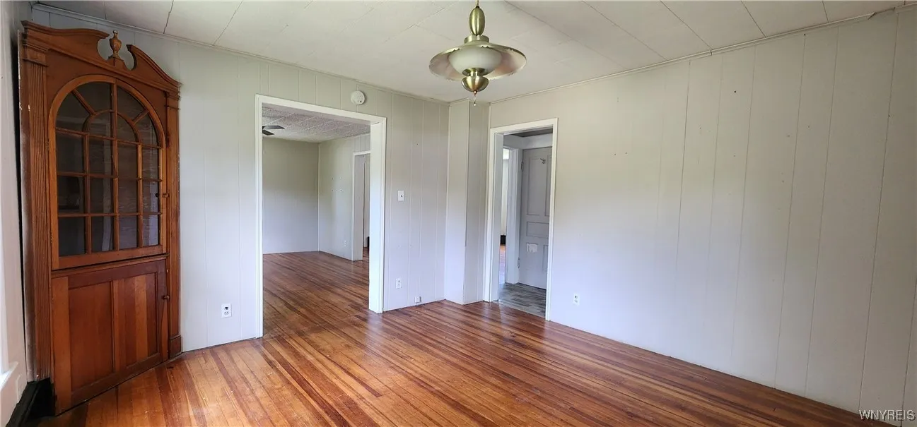 5374 Ridge Road, Lockport Town, New York 14094, Lockport Town, New York 14094, 3 Bedrooms Bedrooms, 8 Rooms Rooms,2 BathroomsBathrooms,Residential,For Sale,5374 Ridge Road, Lockport Town, New York 14094,B1623967