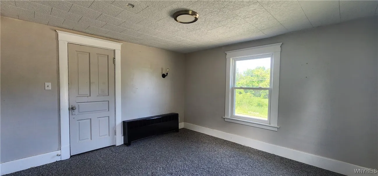 5374 Ridge Road, Lockport Town, New York 14094, Lockport Town, New York 14094, 3 Bedrooms Bedrooms, 8 Rooms Rooms,2 BathroomsBathrooms,Residential,For Sale,5374 Ridge Road, Lockport Town, New York 14094,B1623967