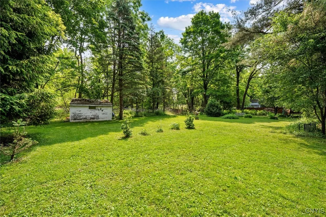 3904 Fountain Street, Kirkland, New York 13323, Kirkland, New York 13323, 4 Bedrooms Bedrooms, 7 Rooms Rooms,2 BathroomsBathrooms,Residential,For Sale,3904 Fountain Street, Kirkland, New York 13323,S1624355