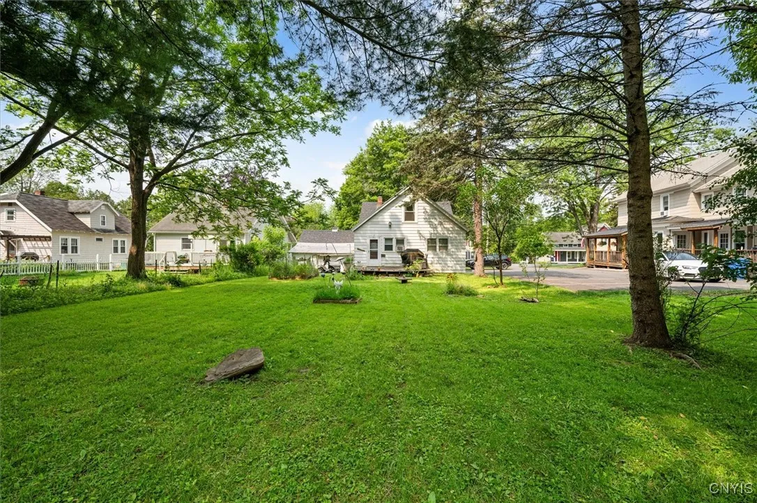 3904 Fountain Street, Kirkland, New York 13323, Kirkland, New York 13323, 4 Bedrooms Bedrooms, 7 Rooms Rooms,2 BathroomsBathrooms,Residential,For Sale,3904 Fountain Street, Kirkland, New York 13323,S1624355