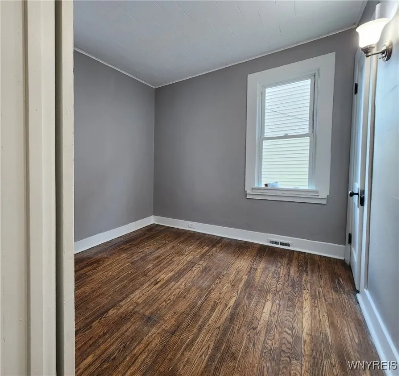 193 Woodside Avenue, Buffalo, New York 14220, Buffalo, New York 14220, 6 Bedrooms Bedrooms, ,2 BathroomsBathrooms,Residential,Closed,193 Woodside Avenue, Buffalo, New York 14220,0,B1624275