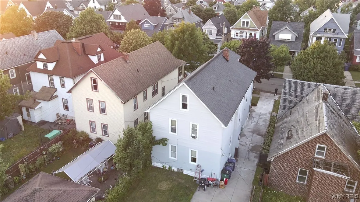 193 Woodside Avenue, Buffalo, New York 14220, Buffalo, New York 14220, 6 Bedrooms Bedrooms, ,2 BathroomsBathrooms,Residential,Closed,193 Woodside Avenue, Buffalo, New York 14220,0,B1624275