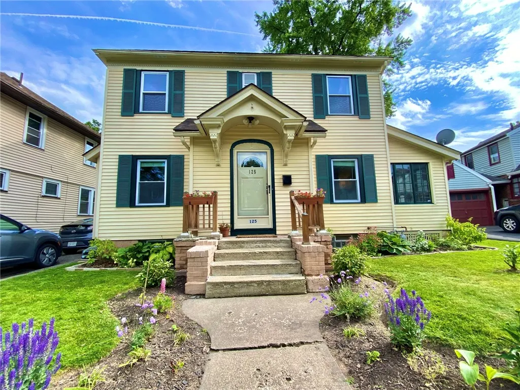 125 Devon Road, Rochester, New York 14619, Rochester, New York 14619, 3 Bedrooms Bedrooms, 7 Rooms Rooms,1 BathroomBathrooms,Residential,For Sale,125 Devon Road, Rochester, New York 14619,R1624280