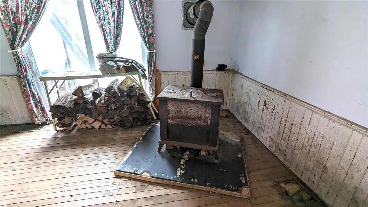 Airtight wood stove