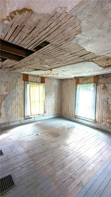 1406 County Highway 14, New Lisbon, New York 13810, New Lisbon, New York 13810, 7 Bedrooms Bedrooms, 15 Rooms Rooms,1 BathroomBathrooms,Residential,For Sale,1406 County Highway 14, New Lisbon, New York 13810,R1624352