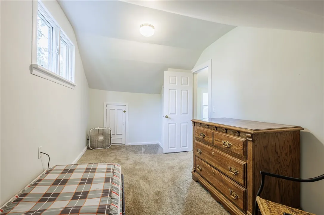332 Cascade Place, Irondequoit, New York 14609, Irondequoit, New York 14609, 2 Bedrooms Bedrooms, 5 Rooms Rooms,1 BathroomBathrooms,Residential,For Sale,332 Cascade Place, Irondequoit, New York 14609,R1624085