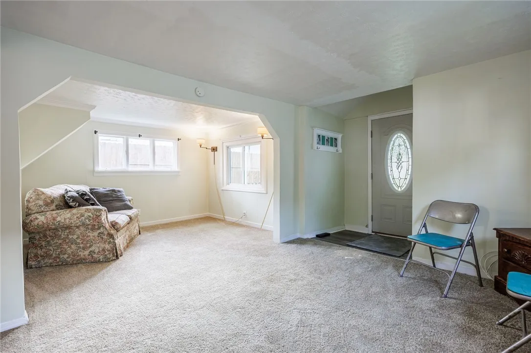 332 Cascade Place, Irondequoit, New York 14609, Irondequoit, New York 14609, 2 Bedrooms Bedrooms, 5 Rooms Rooms,1 BathroomBathrooms,Residential,For Sale,332 Cascade Place, Irondequoit, New York 14609,R1624085