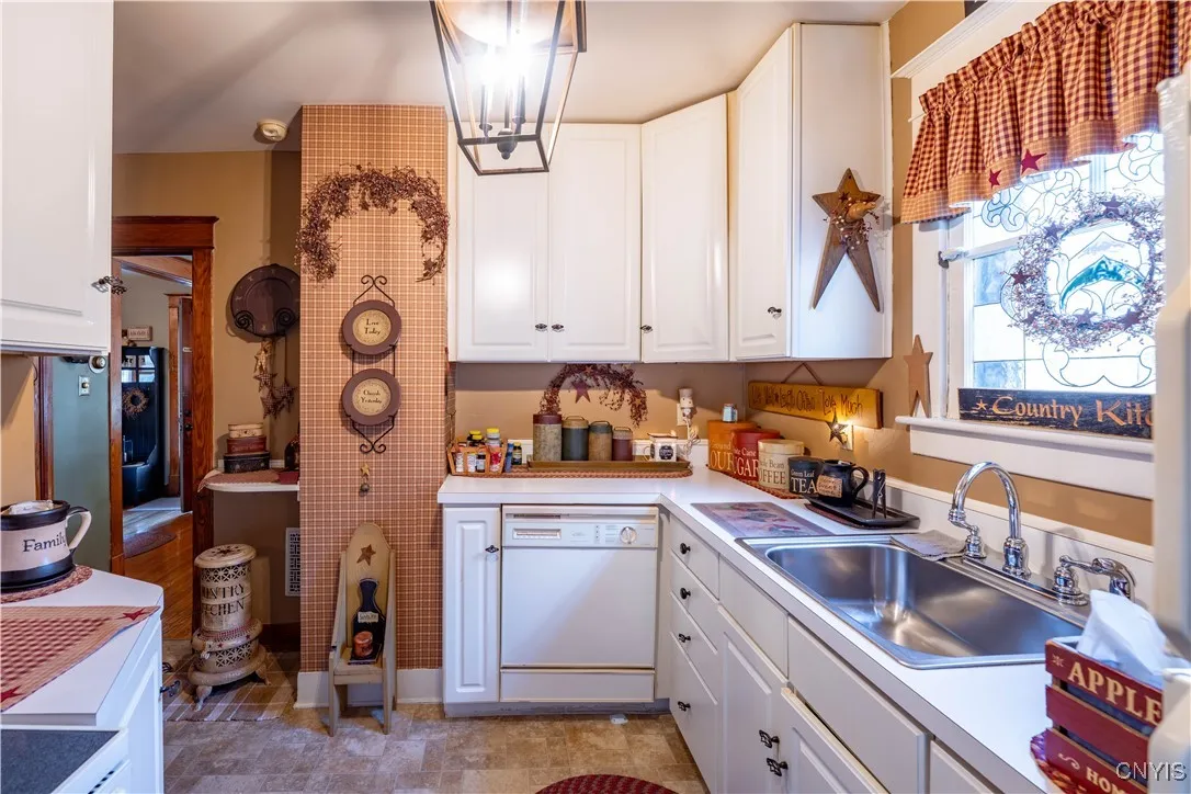 13 Lewis Street, Little Falls City, New York 13365, Little Falls City, New York 13365, 2 Bedrooms Bedrooms, 7 Rooms Rooms,1 BathroomBathrooms,Residential,For Sale,13 Lewis Street, Little Falls City, New York 13365,S1624397