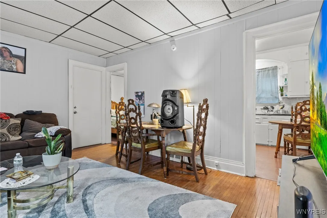 217 East Utica Street S, Buffalo, New York 14208, Buffalo, New York 14208, 6 Bedrooms Bedrooms, ,4 BathroomsBathrooms,Residential,For Sale,217 East Utica Street S, Buffalo, New York 14208,B1624401