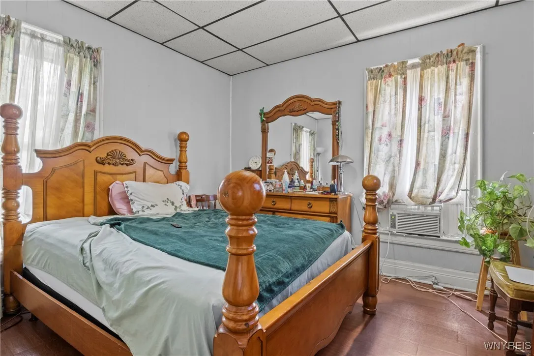 217 East Utica Street S, Buffalo, New York 14208, Buffalo, New York 14208, 6 Bedrooms Bedrooms, ,4 BathroomsBathrooms,Residential,For Sale,217 East Utica Street S, Buffalo, New York 14208,B1624401