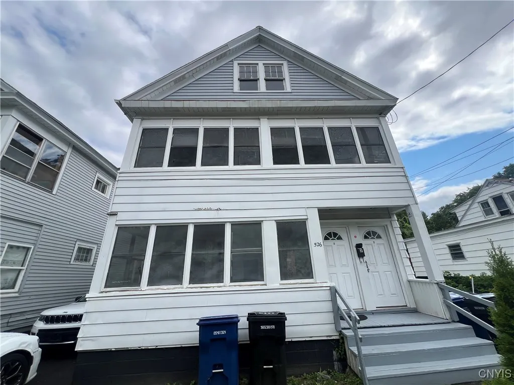 526 Boyden Street, Syracuse, New York 13206, Syracuse, New York 13206, 2 Bedrooms Bedrooms, 5 Rooms Rooms,1 BathroomBathrooms,Residential Lease,For Rent,526 Boyden Street, Syracuse, New York 13206,S1623531