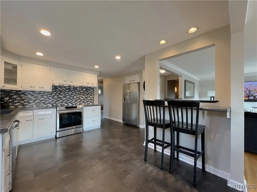 78 Theresa Drive, Cheektowaga, New York 14227, Cheektowaga, New York 14227, 3 Bedrooms Bedrooms, 7 Rooms Rooms,2 BathroomsBathrooms,Residential,For Sale,78 Theresa Drive, Cheektowaga, New York 14227,B1624025