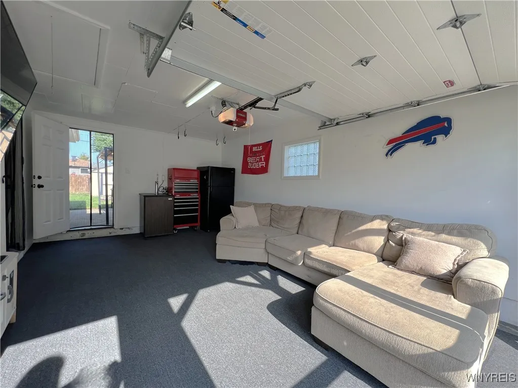 78 Theresa Drive, Cheektowaga, New York 14227, Cheektowaga, New York 14227, 3 Bedrooms Bedrooms, 7 Rooms Rooms,2 BathroomsBathrooms,Residential,For Sale,78 Theresa Drive, Cheektowaga, New York 14227,B1624025