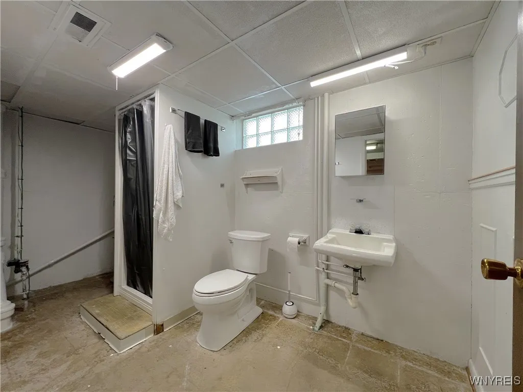 78 Theresa Drive, Cheektowaga, New York 14227, Cheektowaga, New York 14227, 3 Bedrooms Bedrooms, 7 Rooms Rooms,2 BathroomsBathrooms,Residential,For Sale,78 Theresa Drive, Cheektowaga, New York 14227,B1624025