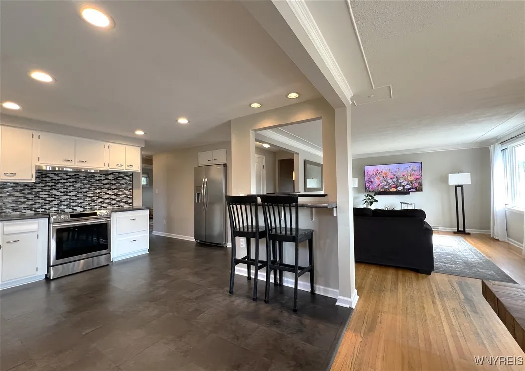 78 Theresa Drive, Cheektowaga, New York 14227, Cheektowaga, New York 14227, 3 Bedrooms Bedrooms, 7 Rooms Rooms,2 BathroomsBathrooms,Residential,For Sale,78 Theresa Drive, Cheektowaga, New York 14227,B1624025