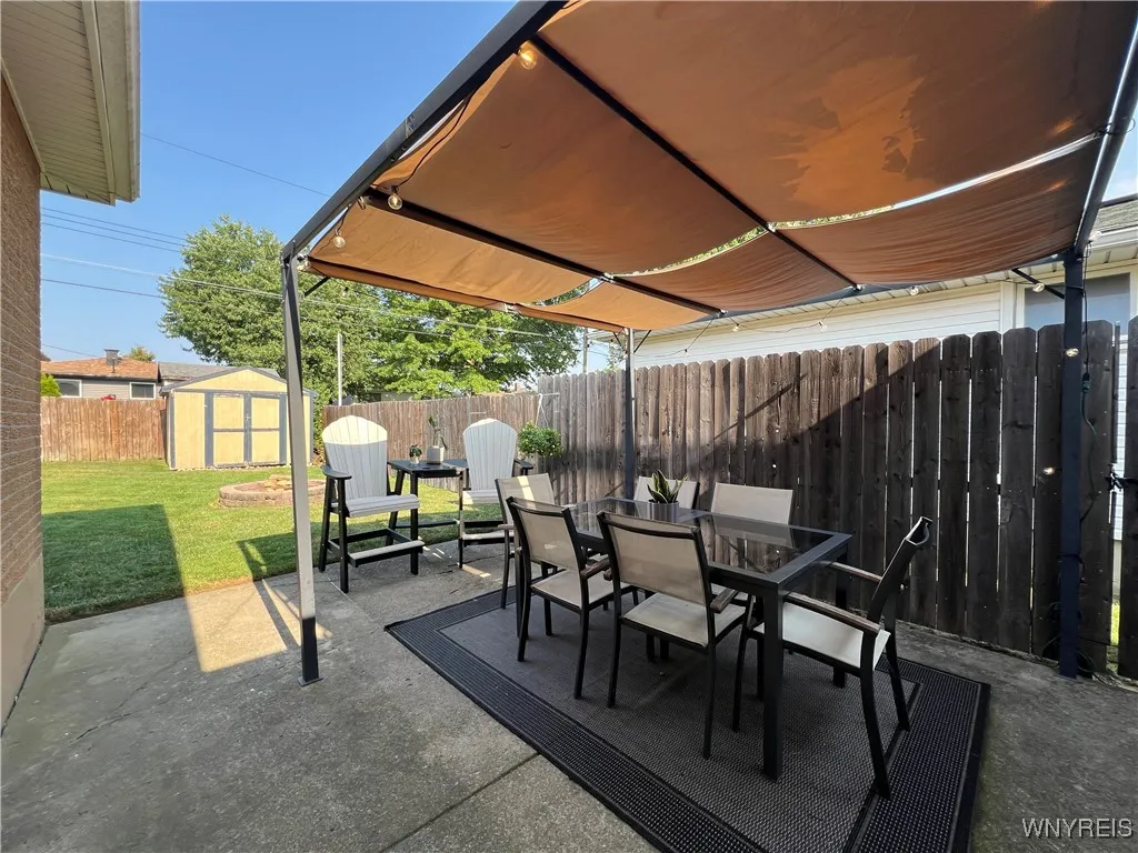 78 Theresa Drive, Cheektowaga, New York 14227, Cheektowaga, New York 14227, 3 Bedrooms Bedrooms, 7 Rooms Rooms,2 BathroomsBathrooms,Residential,For Sale,78 Theresa Drive, Cheektowaga, New York 14227,B1624025