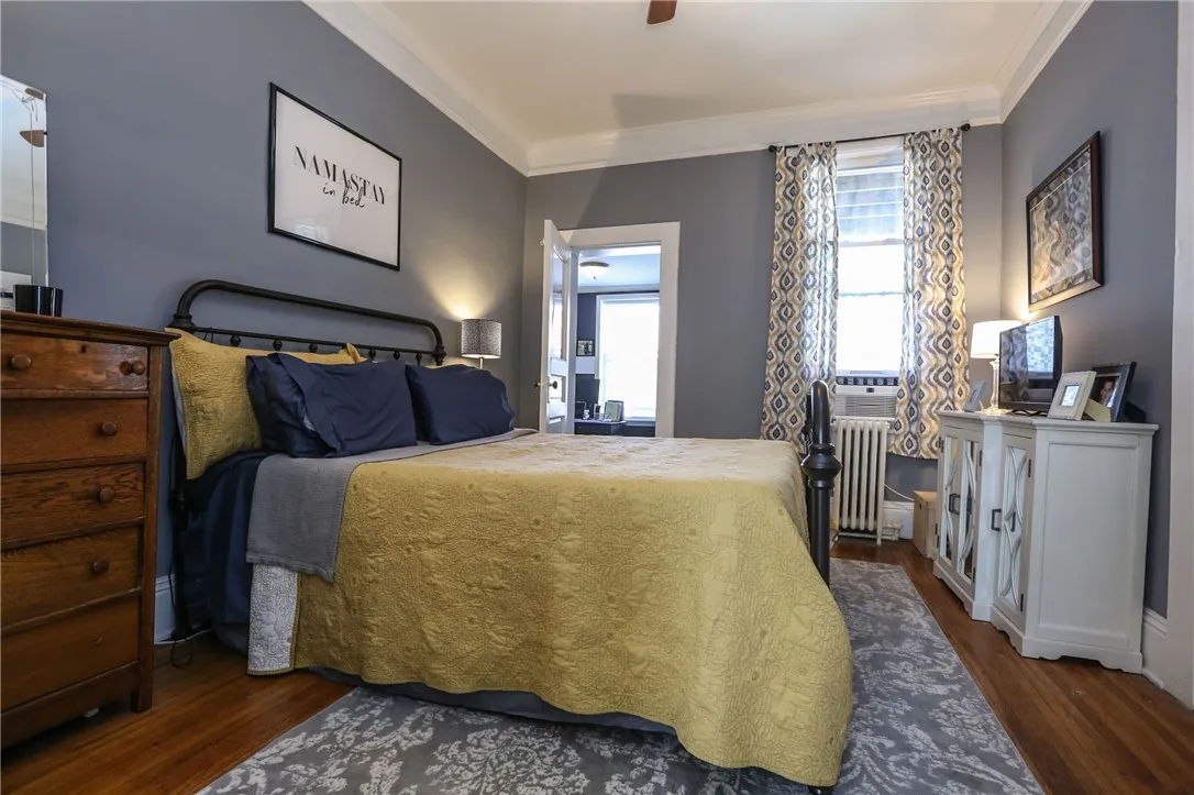 17 Russell Street 11, Rochester, New York 14607, Rochester, New York 14607, 1 Bedroom Bedrooms, 5 Rooms Rooms,1 BathroomBathrooms,Residential Lease,For Rent,17 Russell Street 11, Rochester, New York 14607,R1624296