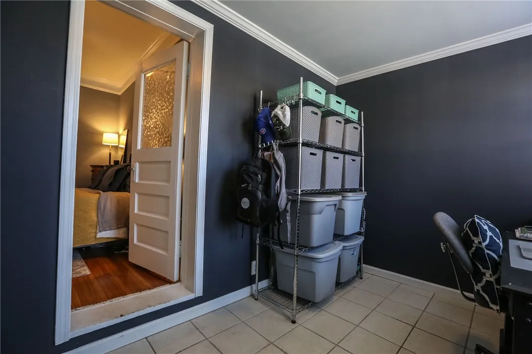 17 Russell Street 11, Rochester, New York 14607, Rochester, New York 14607, 1 Bedroom Bedrooms, 5 Rooms Rooms,1 BathroomBathrooms,Residential Lease,For Rent,17 Russell Street 11, Rochester, New York 14607,R1624296