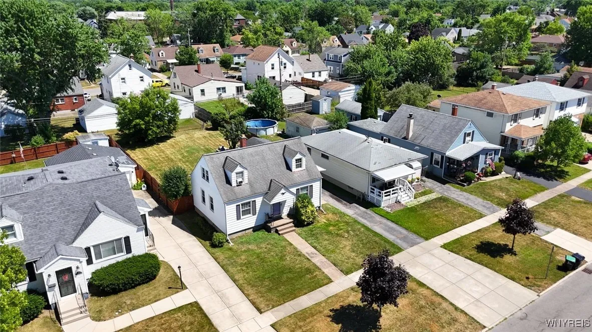 195 Parkhurst Boulevard, Tonawanda, New York 14223, Tonawanda, New York 14223, 3 Bedrooms Bedrooms, 6 Rooms Rooms,1 BathroomBathrooms,Residential,For Sale,195 Parkhurst Boulevard, Tonawanda, New York 14223,B1624005