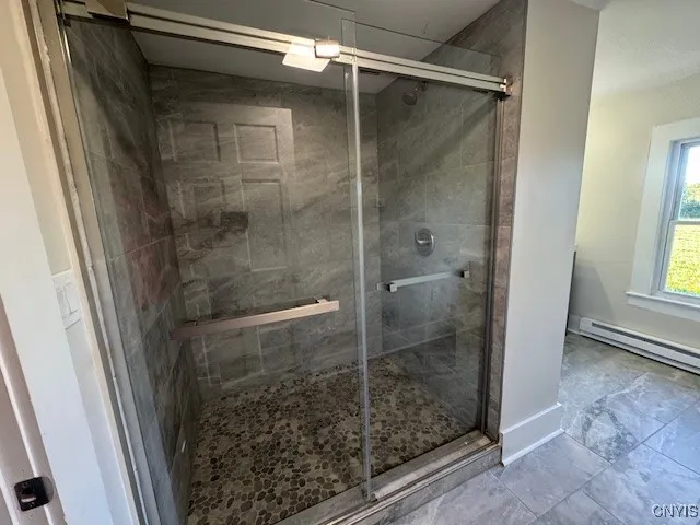 Primary Bath w/ tiled shower