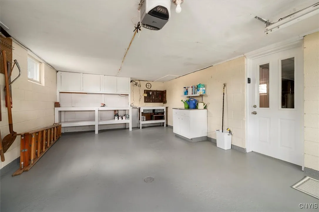 107 Huntshill Road, Geddes, New York 13209, Geddes, New York 13209, 3 Bedrooms Bedrooms, 7 Rooms Rooms,2 BathroomsBathrooms,Residential,Closed,107 Huntshill Road, Geddes, New York 13209,0,S1624144