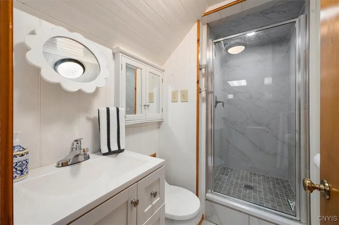 107 Huntshill Road, Geddes, New York 13209, Geddes, New York 13209, 3 Bedrooms Bedrooms, 7 Rooms Rooms,2 BathroomsBathrooms,Residential,Closed,107 Huntshill Road, Geddes, New York 13209,0,S1624144