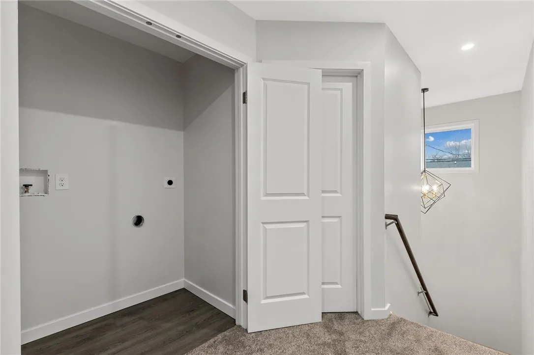 175 South Union Street, Rochester, New York 14607, Rochester, New York 14607, 2 Bedrooms Bedrooms, 4 Rooms Rooms,1 BathroomBathrooms,Residential,For Sale,175 South Union Street, Rochester, New York 14607,0,R1623439