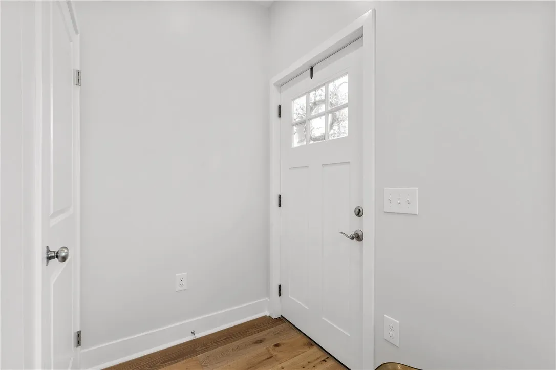 169 South Union Street, Rochester, New York 14607, Rochester, New York 14607, 2 Bedrooms Bedrooms, 5 Rooms Rooms,1 BathroomBathrooms,Residential,For Sale,169 South Union Street, Rochester, New York 14607,R1623416