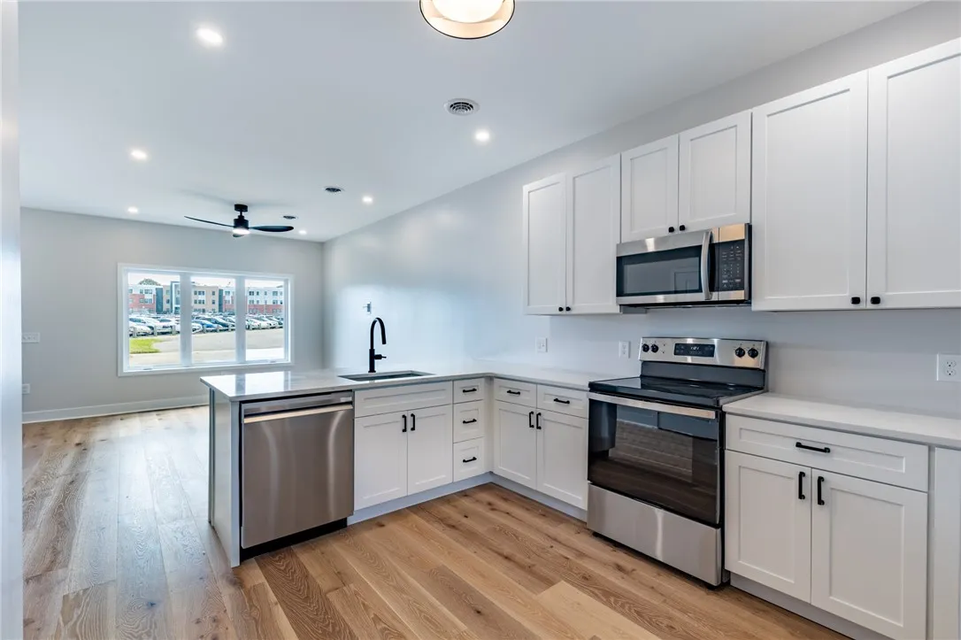169 South Union Street, Rochester, New York 14607, Rochester, New York 14607, 2 Bedrooms Bedrooms, 5 Rooms Rooms,1 BathroomBathrooms,Residential,For Sale,169 South Union Street, Rochester, New York 14607,R1623416