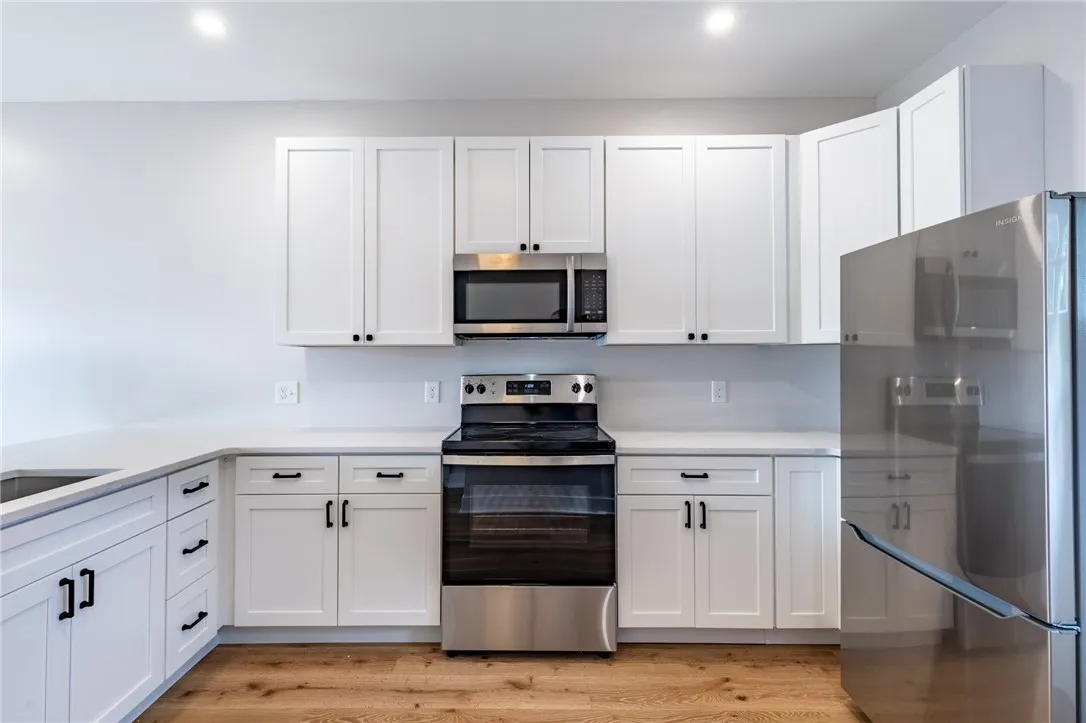 169 South Union Street, Rochester, New York 14607, Rochester, New York 14607, 2 Bedrooms Bedrooms, 5 Rooms Rooms,1 BathroomBathrooms,Residential,For Sale,169 South Union Street, Rochester, New York 14607,R1623416