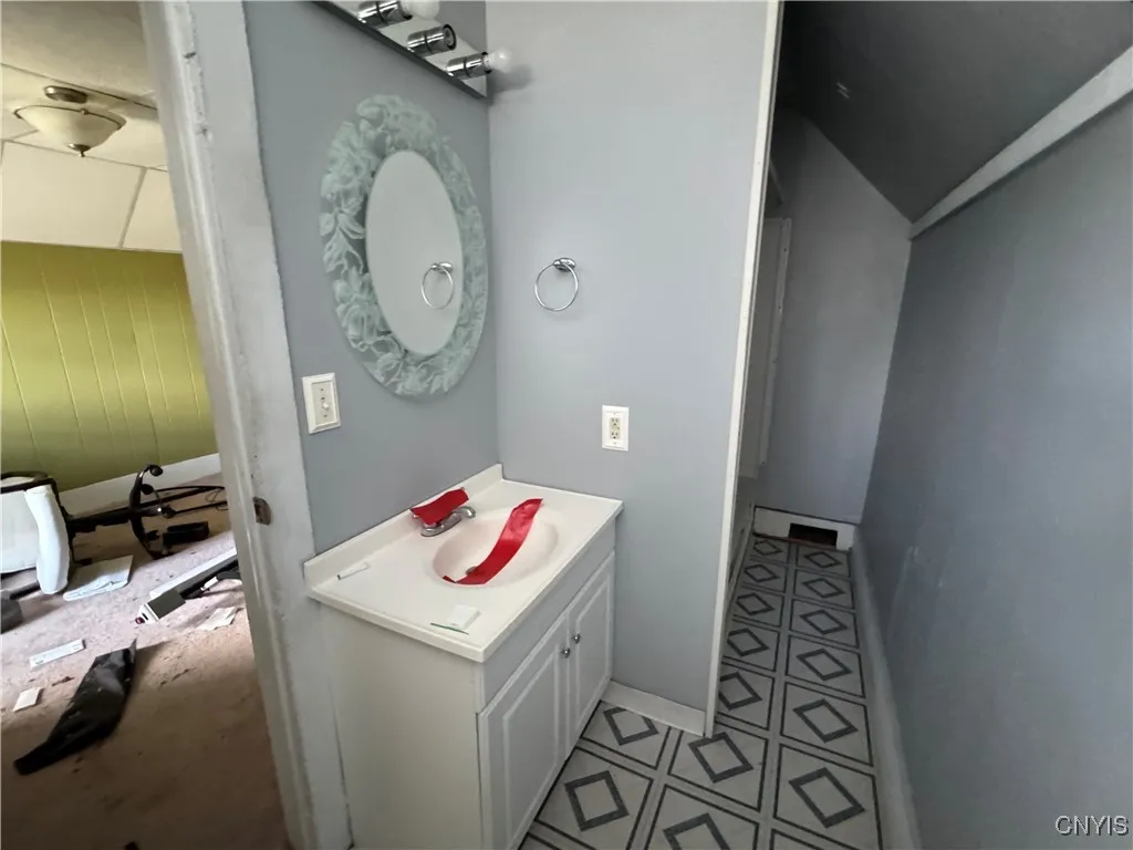 408 South Madison Street, Rome, New York 13440, Rome, New York 13440, 3 Bedrooms Bedrooms, 6 Rooms Rooms,2 BathroomsBathrooms,Residential,For Sale,408 South Madison Street, Rome, New York 13440,S1624174