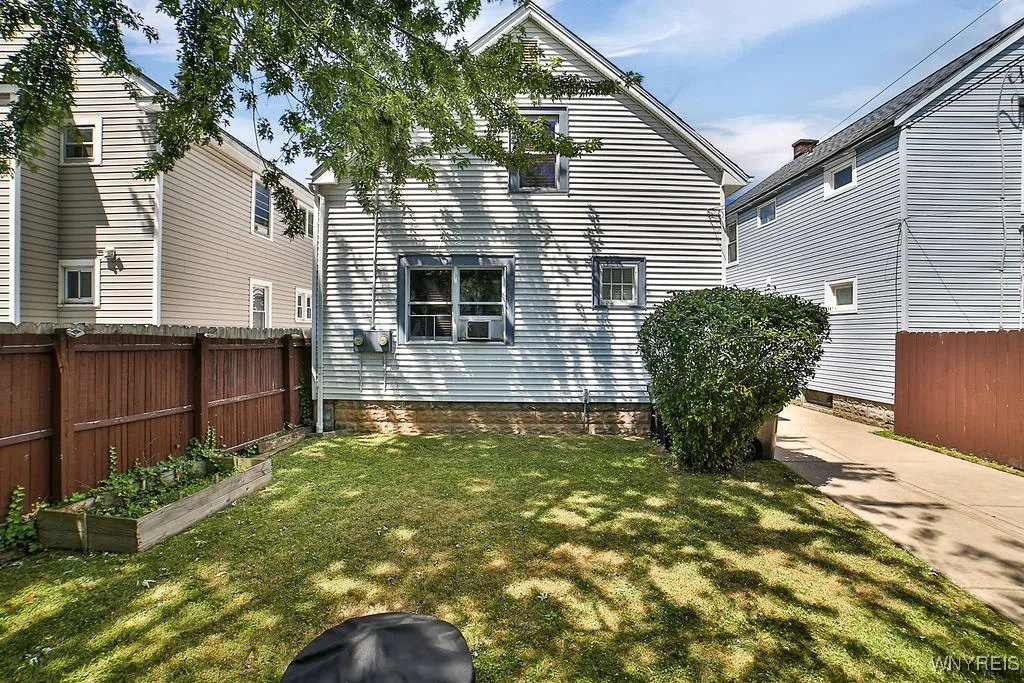 104 Shepard Avenue, Tonawanda, New York 14217, Tonawanda, New York 14217, 3 Bedrooms Bedrooms, ,2 BathroomsBathrooms,Residential,For Sale,104 Shepard Avenue, Tonawanda, New York 14217,B1624409