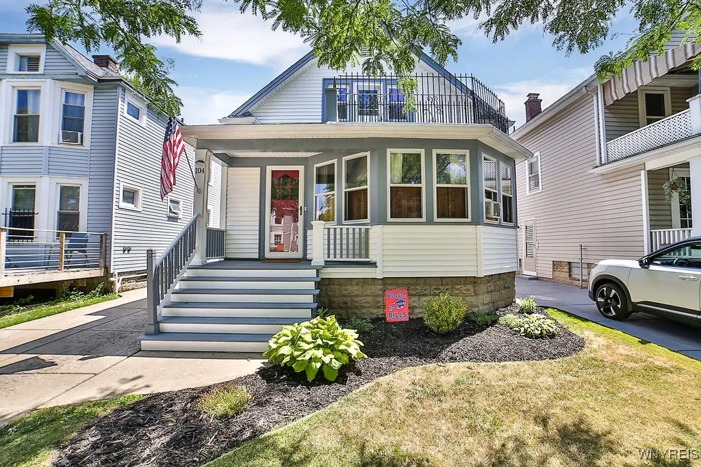 104 Shepard Avenue, Tonawanda, New York 14217, Tonawanda, New York 14217, 3 Bedrooms Bedrooms, ,2 BathroomsBathrooms,Residential,For Sale,104 Shepard Avenue, Tonawanda, New York 14217,B1624409