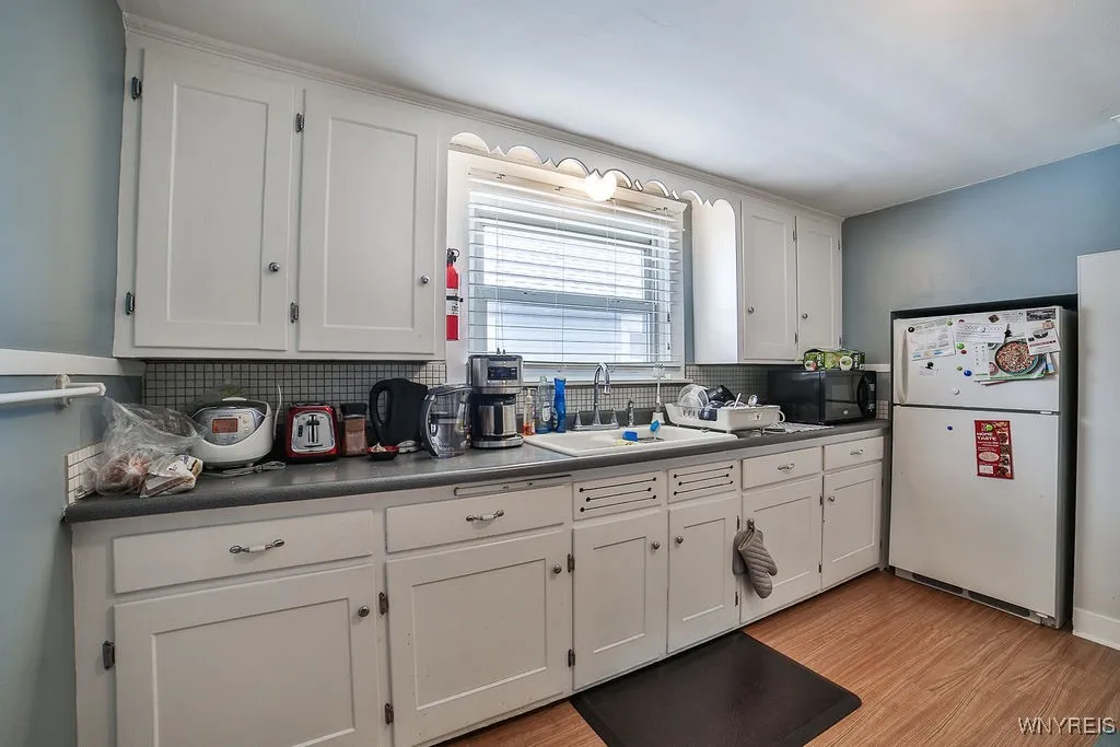 104 Shepard Avenue, Tonawanda, New York 14217, Tonawanda, New York 14217, 3 Bedrooms Bedrooms, ,2 BathroomsBathrooms,Residential,For Sale,104 Shepard Avenue, Tonawanda, New York 14217,B1624409
