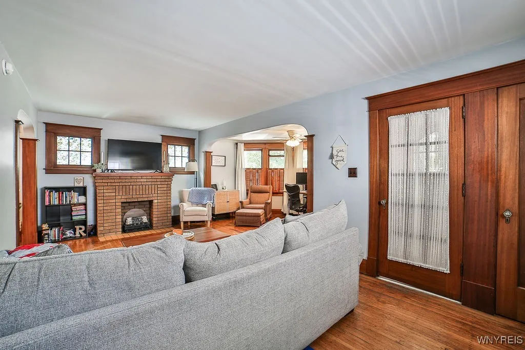 104 Shepard Avenue, Tonawanda, New York 14217, Tonawanda, New York 14217, 3 Bedrooms Bedrooms, ,2 BathroomsBathrooms,Residential,For Sale,104 Shepard Avenue, Tonawanda, New York 14217,B1624409