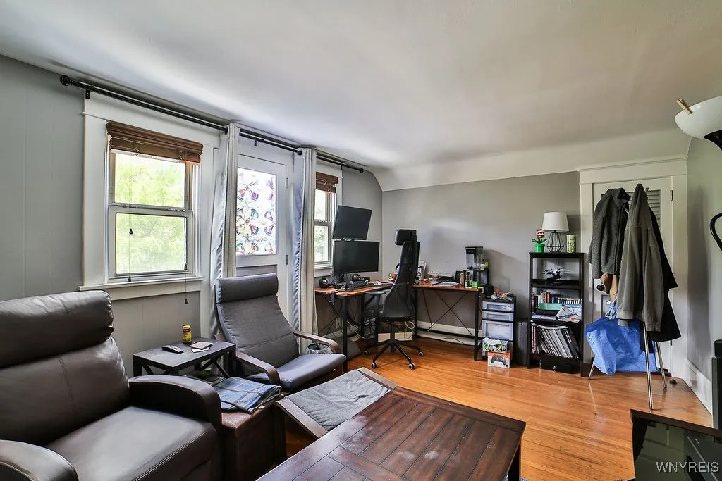 104 Shepard Avenue, Tonawanda, New York 14217, Tonawanda, New York 14217, 3 Bedrooms Bedrooms, ,2 BathroomsBathrooms,Residential,For Sale,104 Shepard Avenue, Tonawanda, New York 14217,B1624409