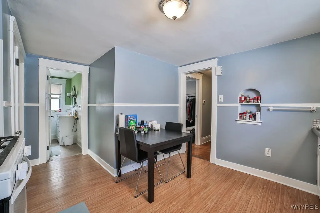 104 Shepard Avenue, Tonawanda, New York 14217, Tonawanda, New York 14217, 3 Bedrooms Bedrooms, ,2 BathroomsBathrooms,Residential,For Sale,104 Shepard Avenue, Tonawanda, New York 14217,B1624409