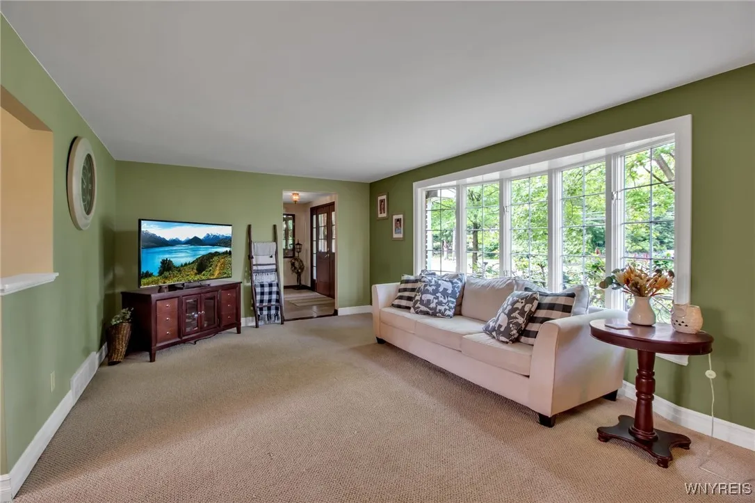 5161 Armor Duells Road, Orchard Park, New York 141, Orchard Park, New York 14127, 4 Bedrooms Bedrooms, 12 Rooms Rooms,2 BathroomsBathrooms,Residential,For Sale,5161 Armor Duells Road, Orchard Park, New York 141,B1623393