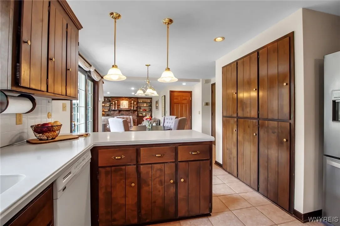 5161 Armor Duells Road, Orchard Park, New York 141, Orchard Park, New York 14127, 4 Bedrooms Bedrooms, 12 Rooms Rooms,2 BathroomsBathrooms,Residential,For Sale,5161 Armor Duells Road, Orchard Park, New York 141,B1623393